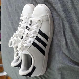 Adidas original white with 3 black stripe size 6 mens about 7.5 women size